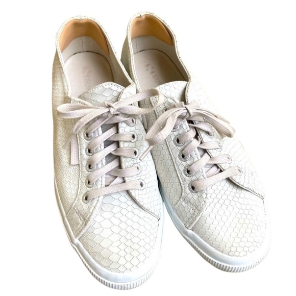 Women’s Superga Crocodile Pattern Cream Sneakers Size 9 - Picture 3 of 7